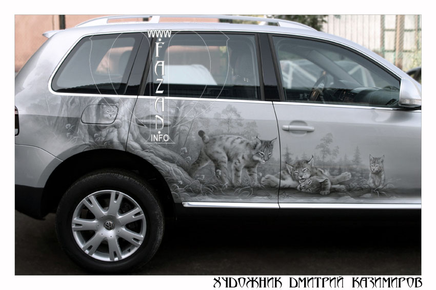 Аэрография рыси на автомобиле VW Touareg. Фото 03.