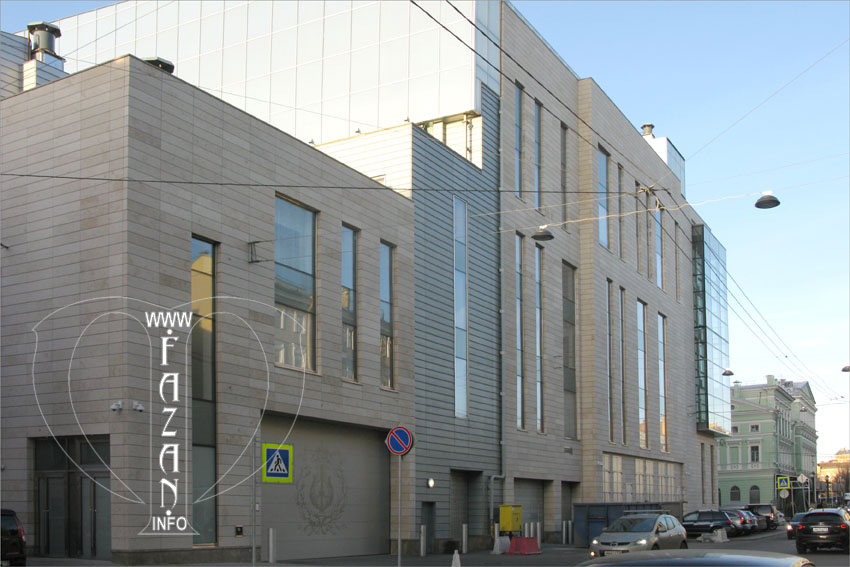 Аэрография на воротах нового здания Мариинского театра, фото 01.