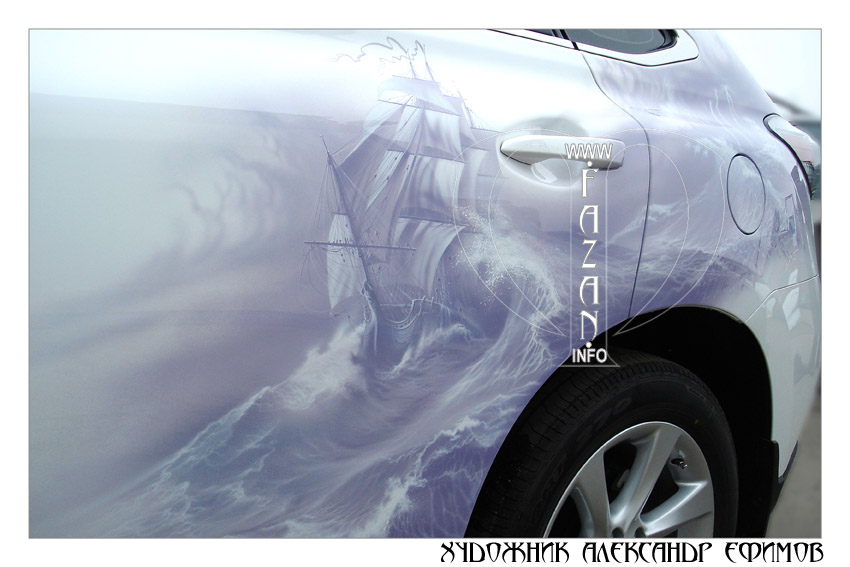 Монохромная аэрография на белом автомобиле Lexus RX 350, фото 11.