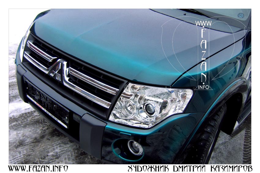 Эксклюзивная покраска темно-синего Mitsubishi Pajero 4. Фото 01. 