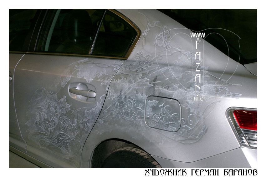 Аэрография на автомобиле Toyota Avensis. Морозные узоры. Фото 02.