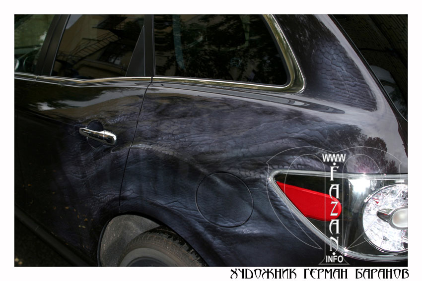Аэрография Змеиная кожа на сиреневом авто Mazda CX-7. Фото 03.